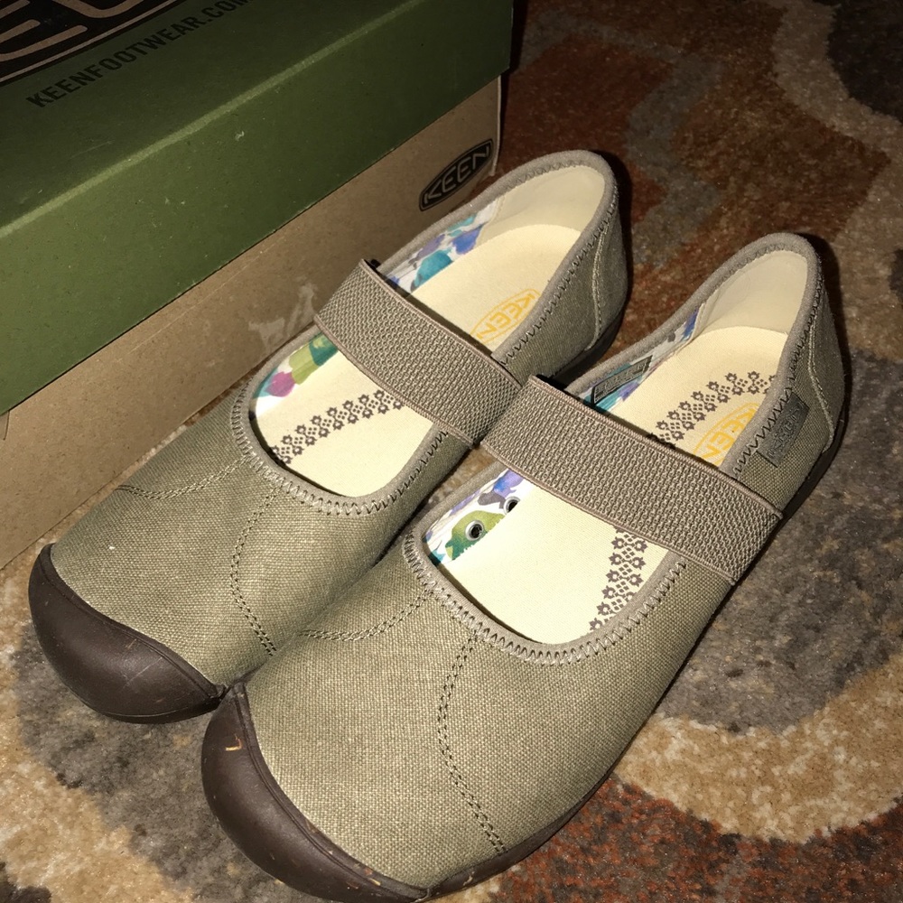Keen sienna MJ canvas shoes